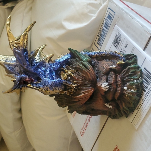 Tree dragon - Picture 2 of 6